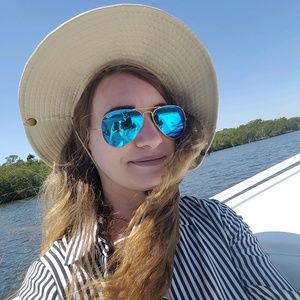 Meet your Posher, Tonya